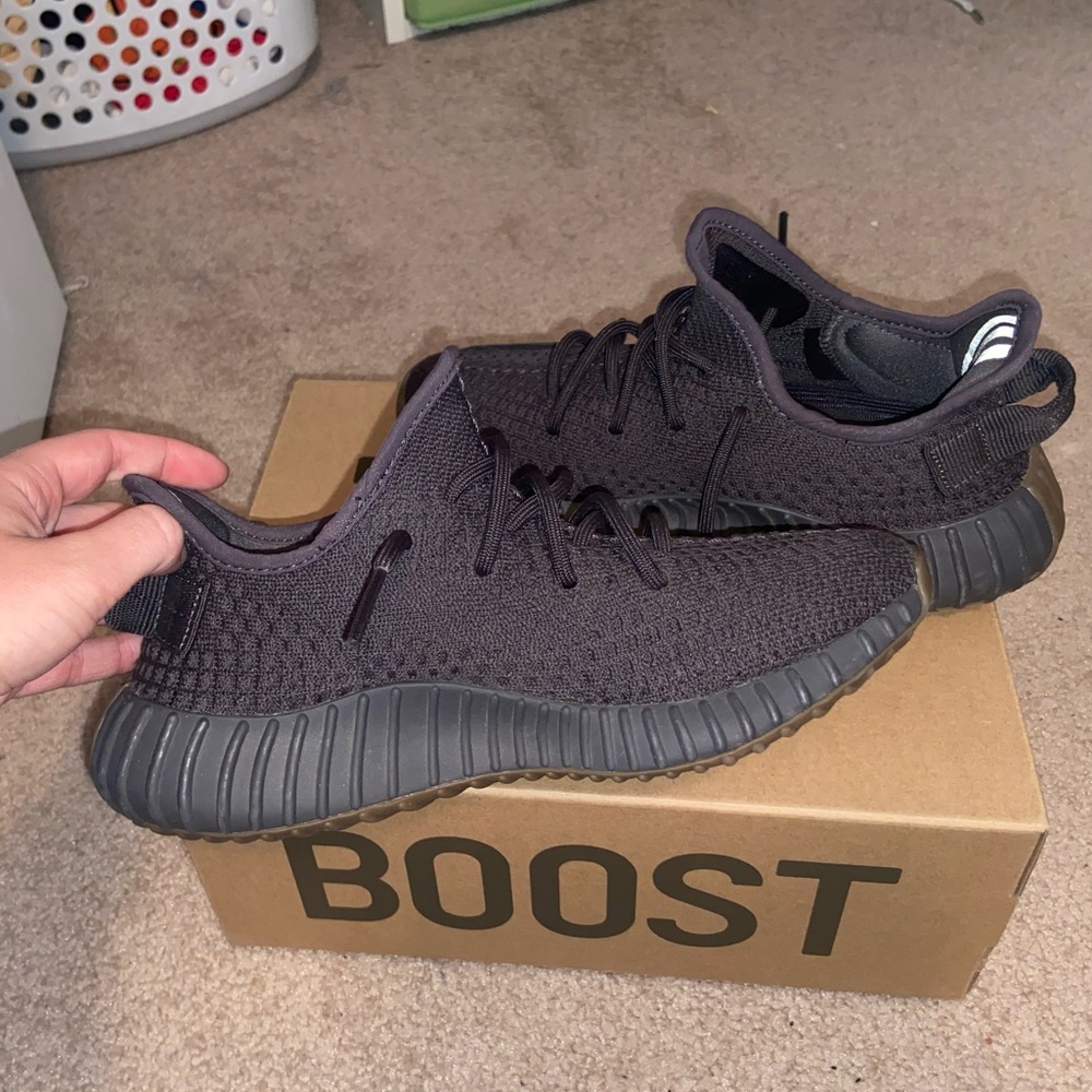 adidas Yeezy Boost 350 V2 Cinder
